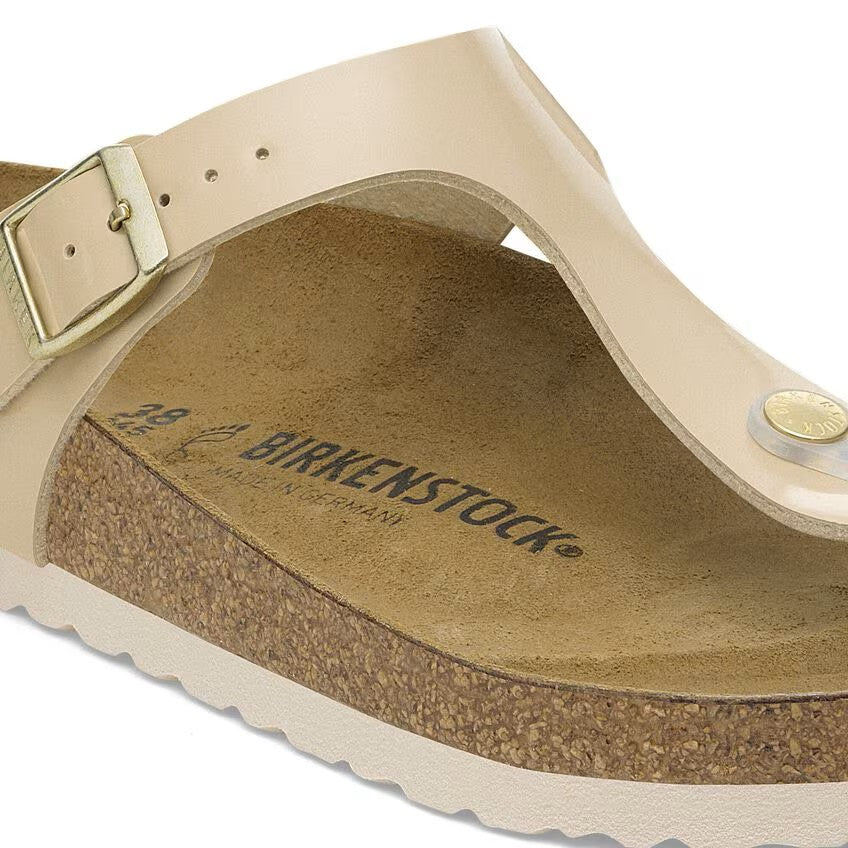 Birkenstock Gizeh Sandals Patent Sand Brown Regular Fit