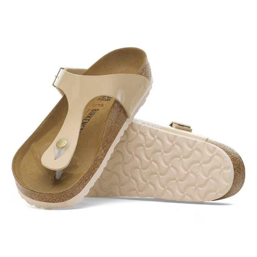 Birkenstock Gizeh Sandals Patent Sand Brown Regular Fit