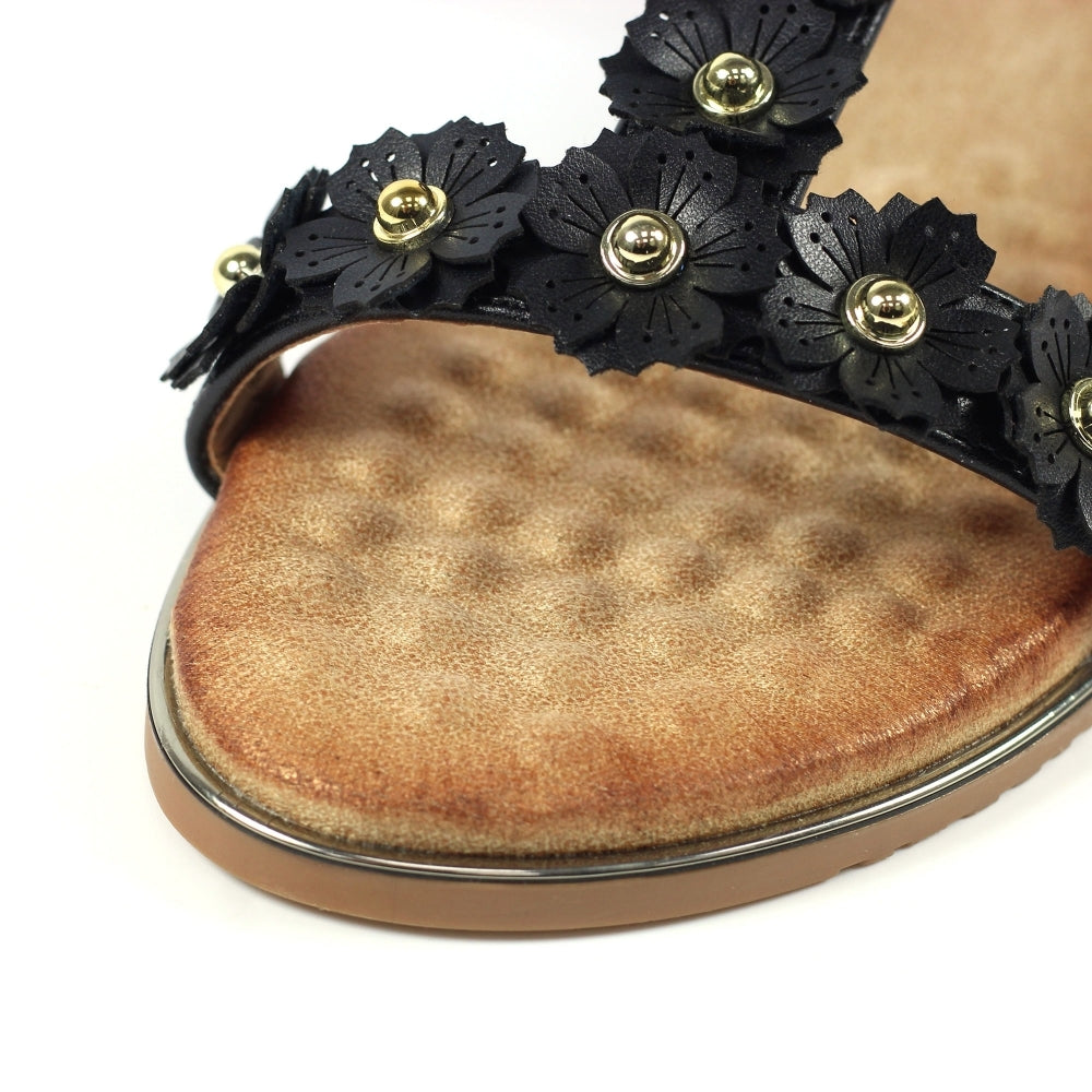 Womens Lunar Bronwyn Floral T-bar Sandals Black