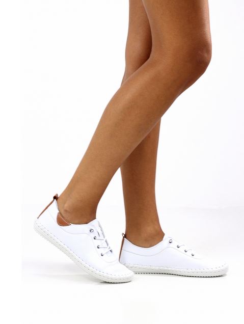 Womens Lunar St Ives Leather Casual Trainer White