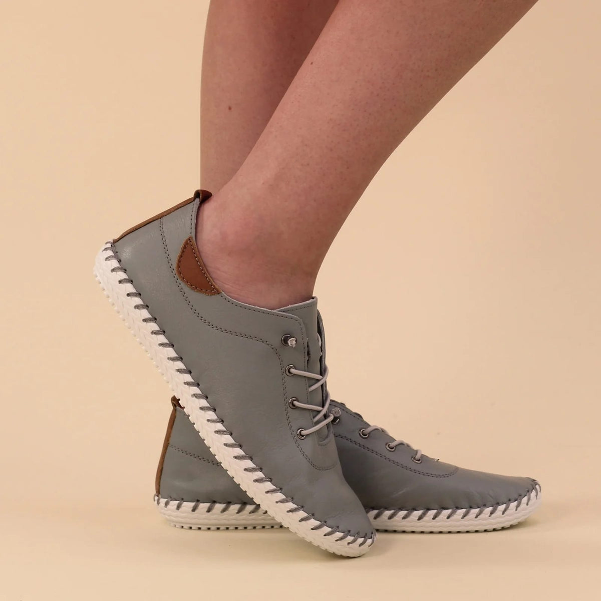 Womens Lunar St-Ives Leather Casual Trainer Grey